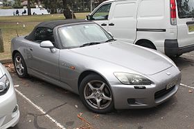 1999 Honda S2000 convertible (24062239555).jpg